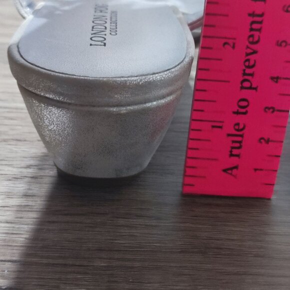 LONDON FOG Macey Demi-Wedge Dress Sandals size 8.5 silver with rhinestones - Picture 6 of 13